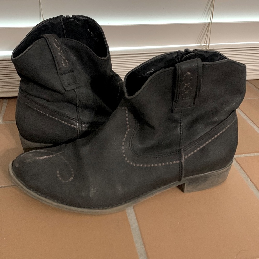 Black Booties